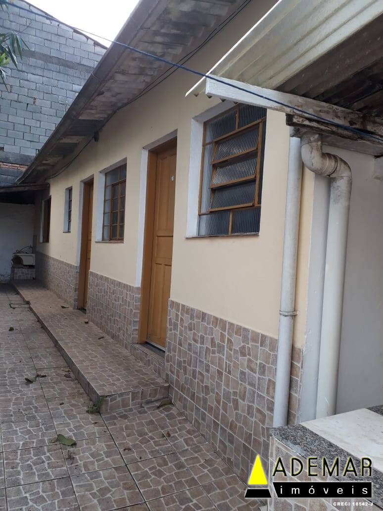 Casa à venda com 2 quartos, 272m² - Foto 10