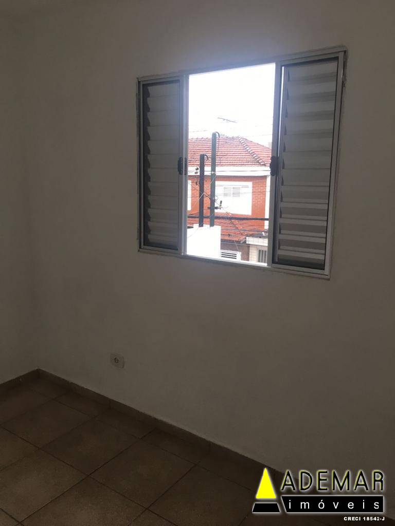 Casa à venda com 2 quartos, 80m² - Foto 11