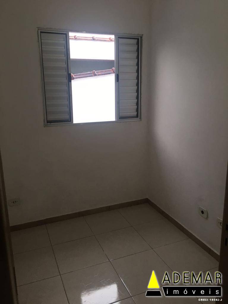 Casa à venda com 2 quartos, 80m² - Foto 24