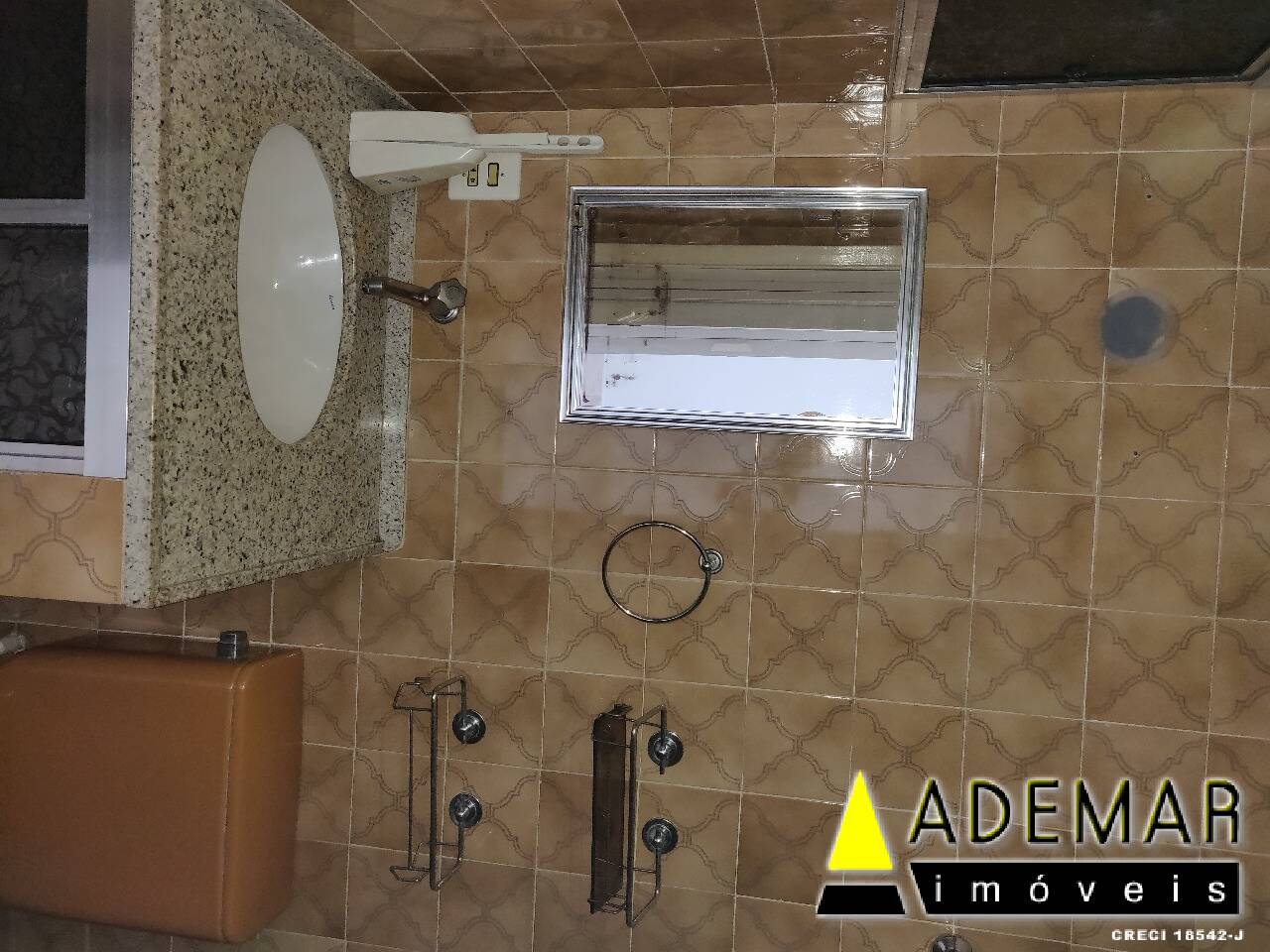 Apartamento à venda com 2 quartos, 60m² - Foto 18