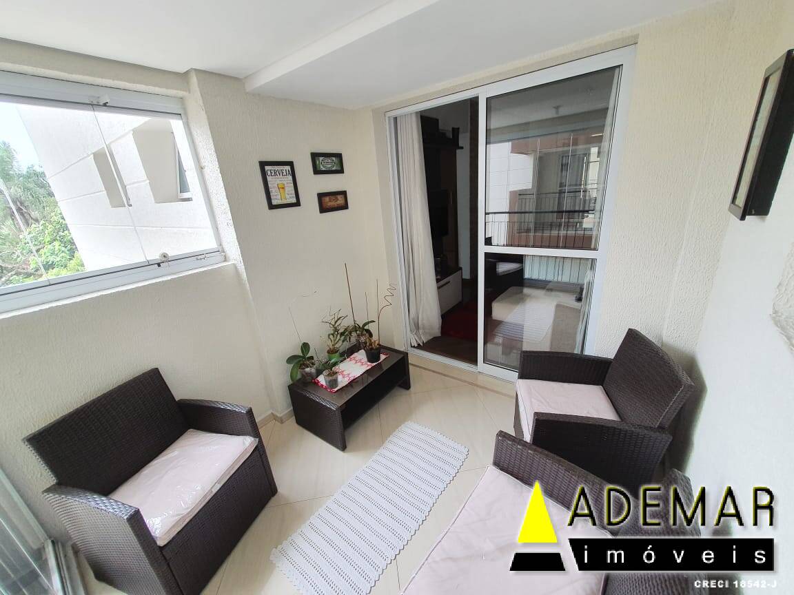 Apartamento à venda com 2 quartos, 63m² - Foto 7