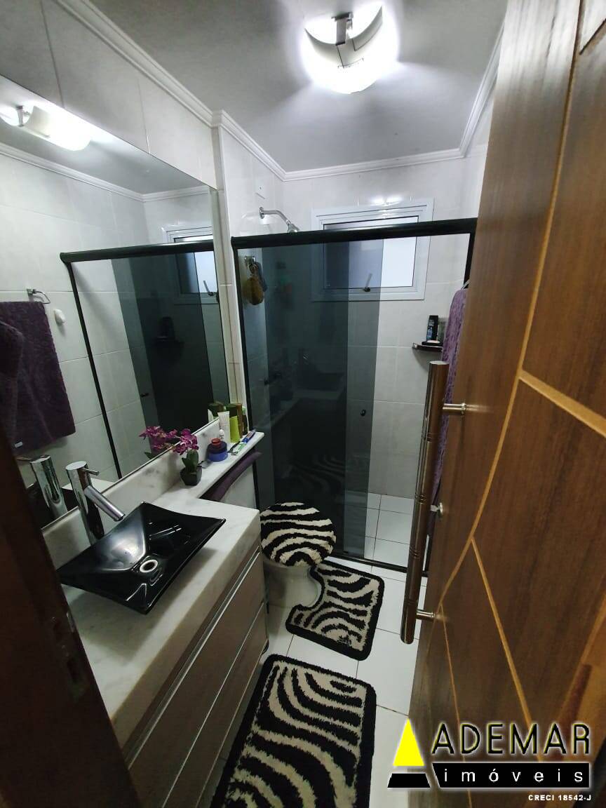 Apartamento à venda com 2 quartos, 63m² - Foto 12