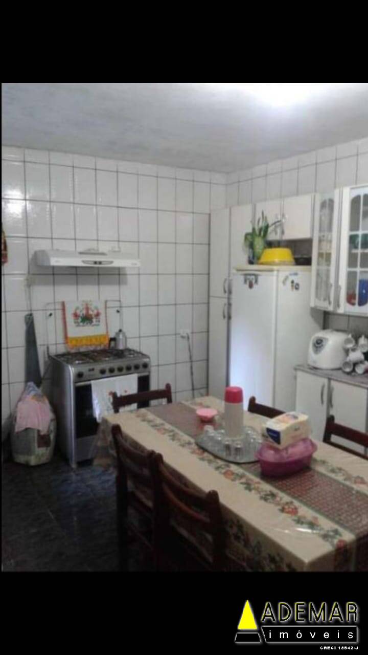 Casa à venda com 5 quartos, 38m² - Foto 8