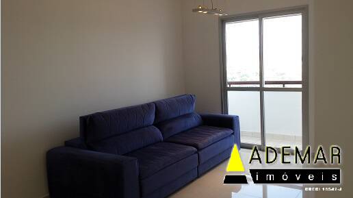 Apartamento à venda com 2 quartos, 65m² - Foto 3