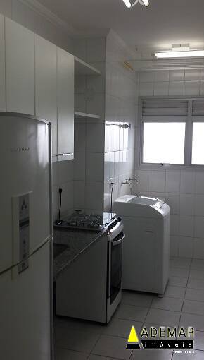 Apartamento à venda com 2 quartos, 65m² - Foto 6