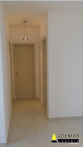 Apartamento à venda com 2 quartos, 65m² - Foto 11