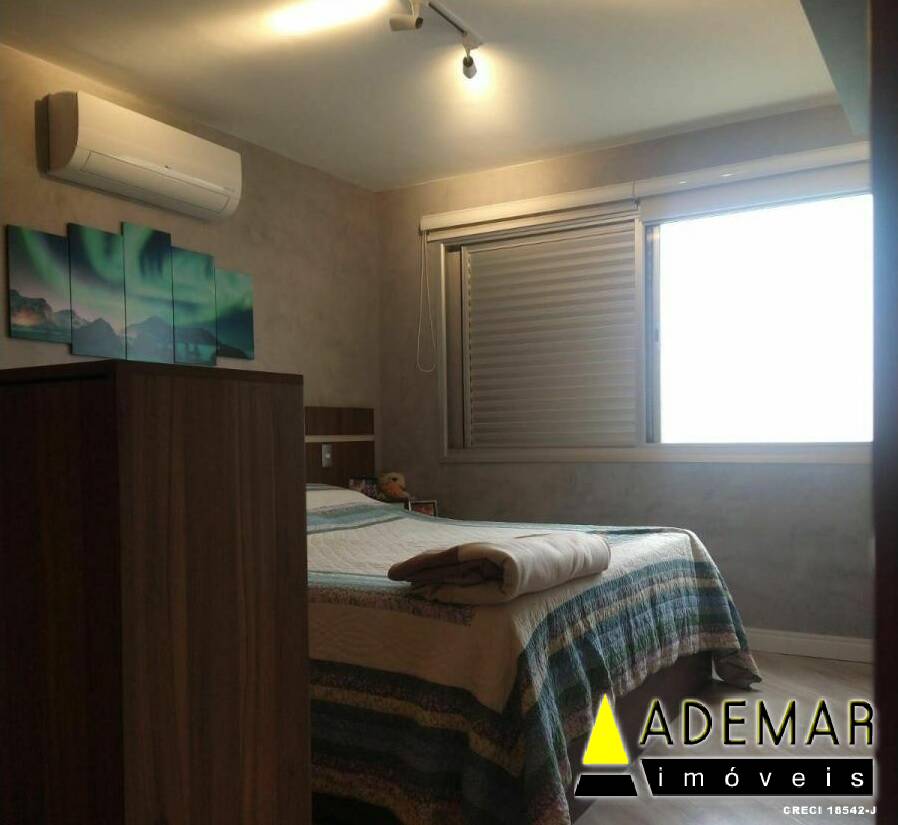 Apartamento à venda com 3 quartos, 127m² - Foto 3