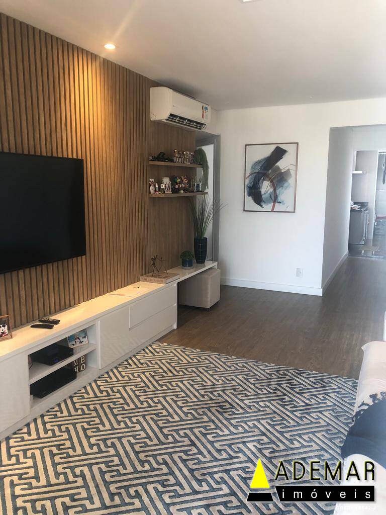 Apartamento à venda com 3 quartos, 91m² - Foto 2