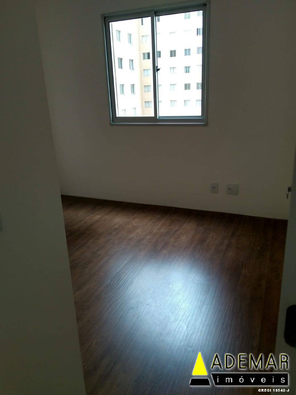 Apartamento à venda com 2 quartos, 44m² - Foto 5