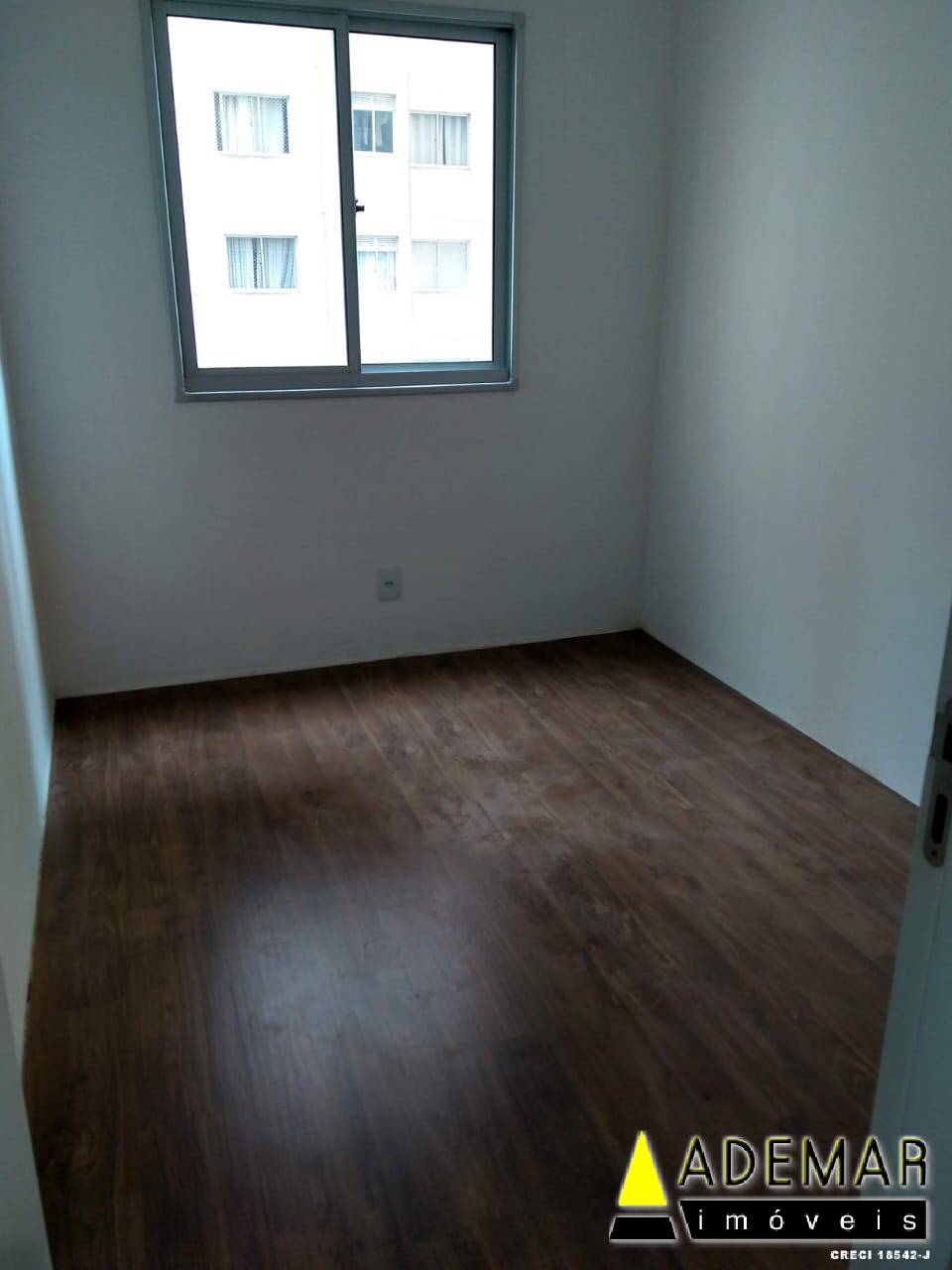 Apartamento à venda com 2 quartos, 44m² - Foto 7