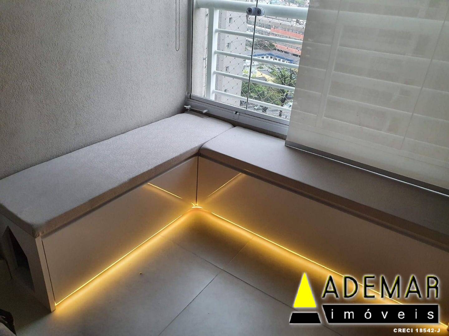 Apartamento à venda com 2 quartos, 65m² - Foto 17