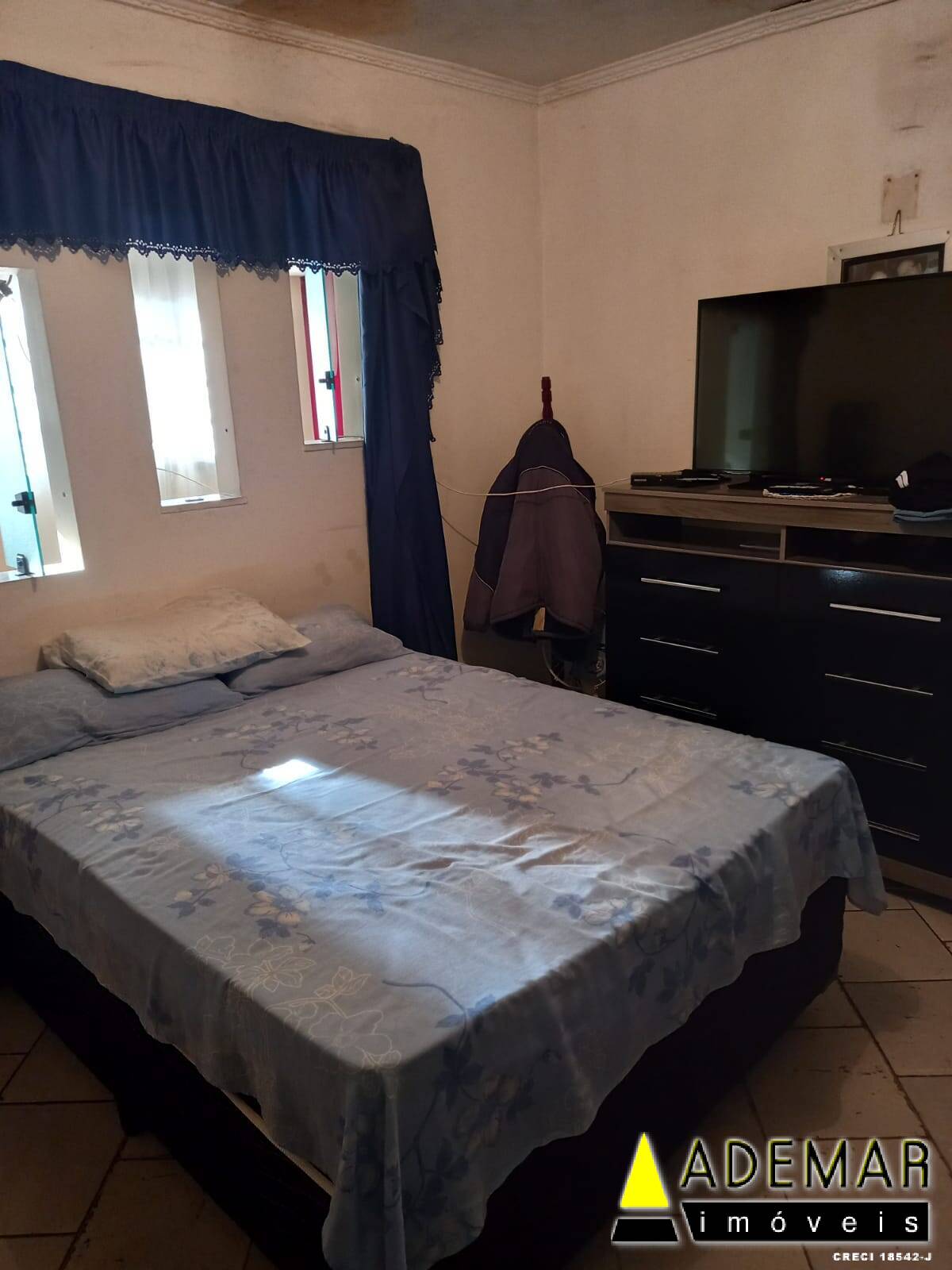 Casa à venda com 2 quartos, 300m² - Foto 6