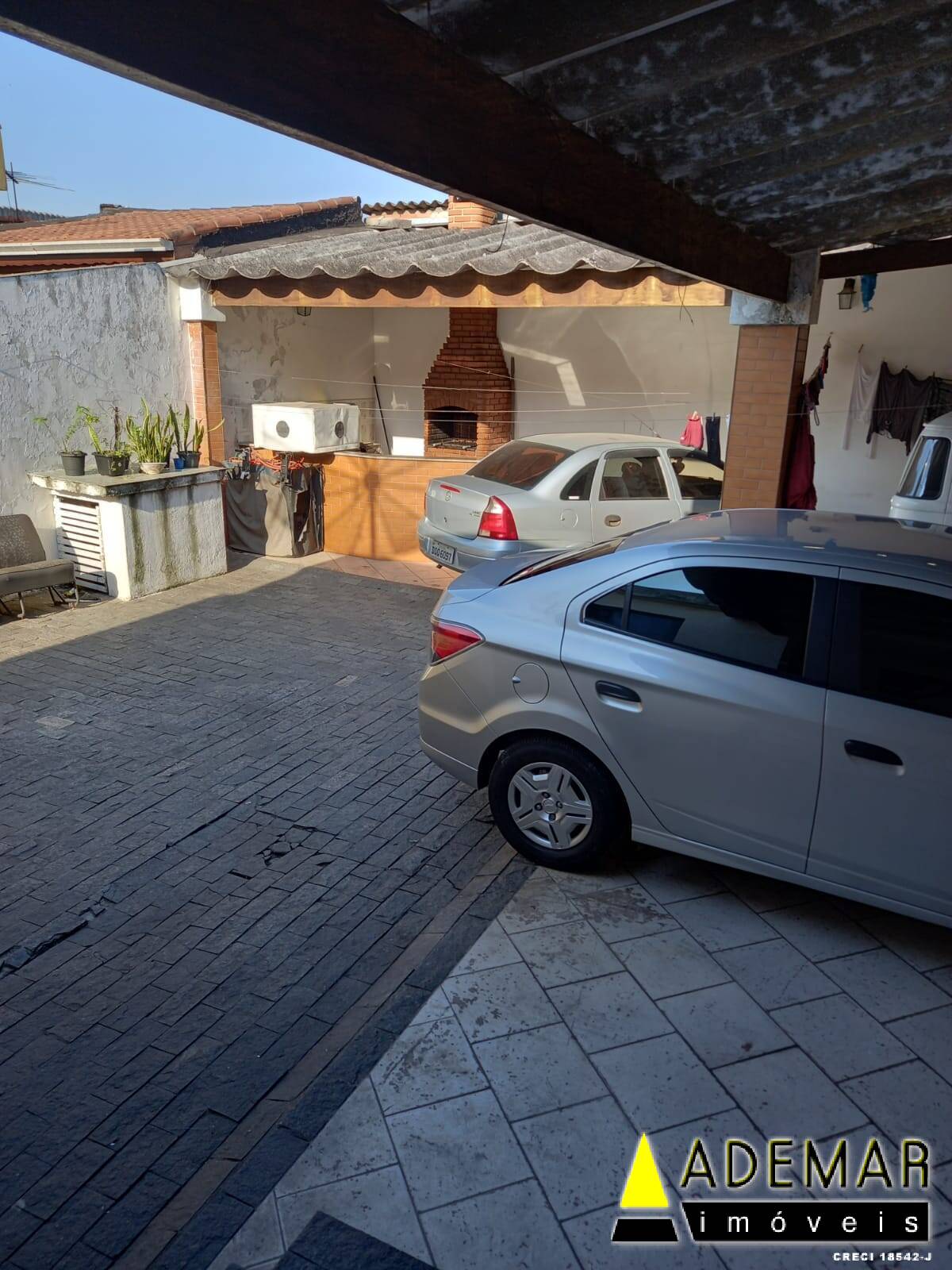 Casa à venda com 2 quartos, 300m² - Foto 11