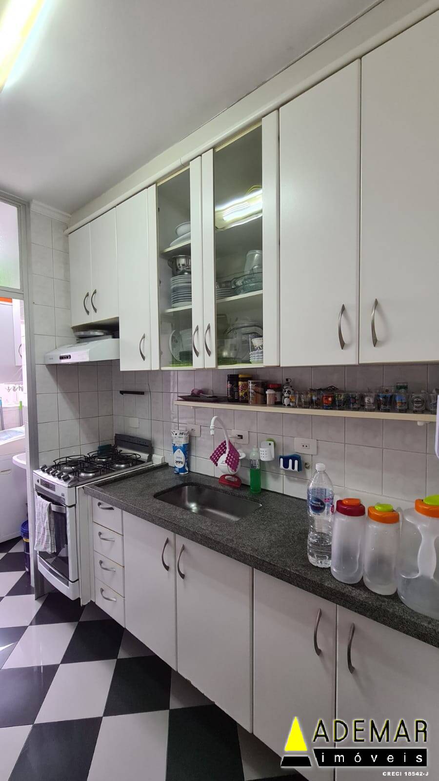 Apartamento à venda com 3 quartos, 65m² - Foto 13