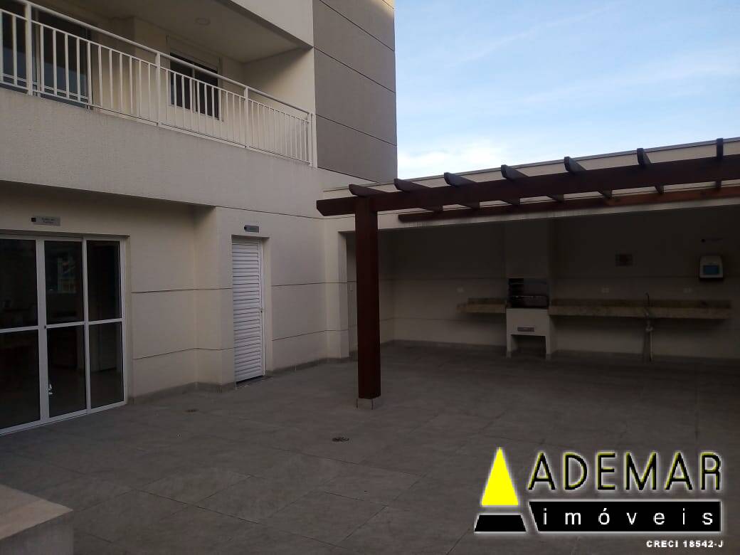 Apartamento à venda com 2 quartos, 90m² - Foto 1