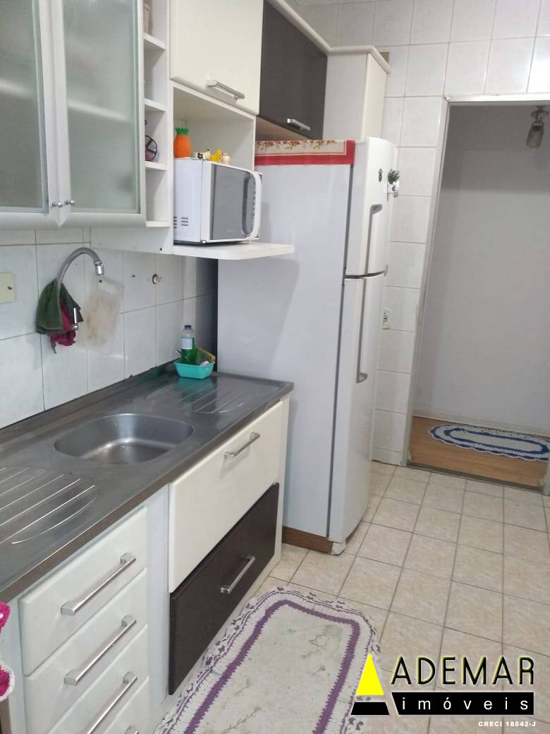 Apartamento à venda com 2 quartos, 80m² - Foto 22