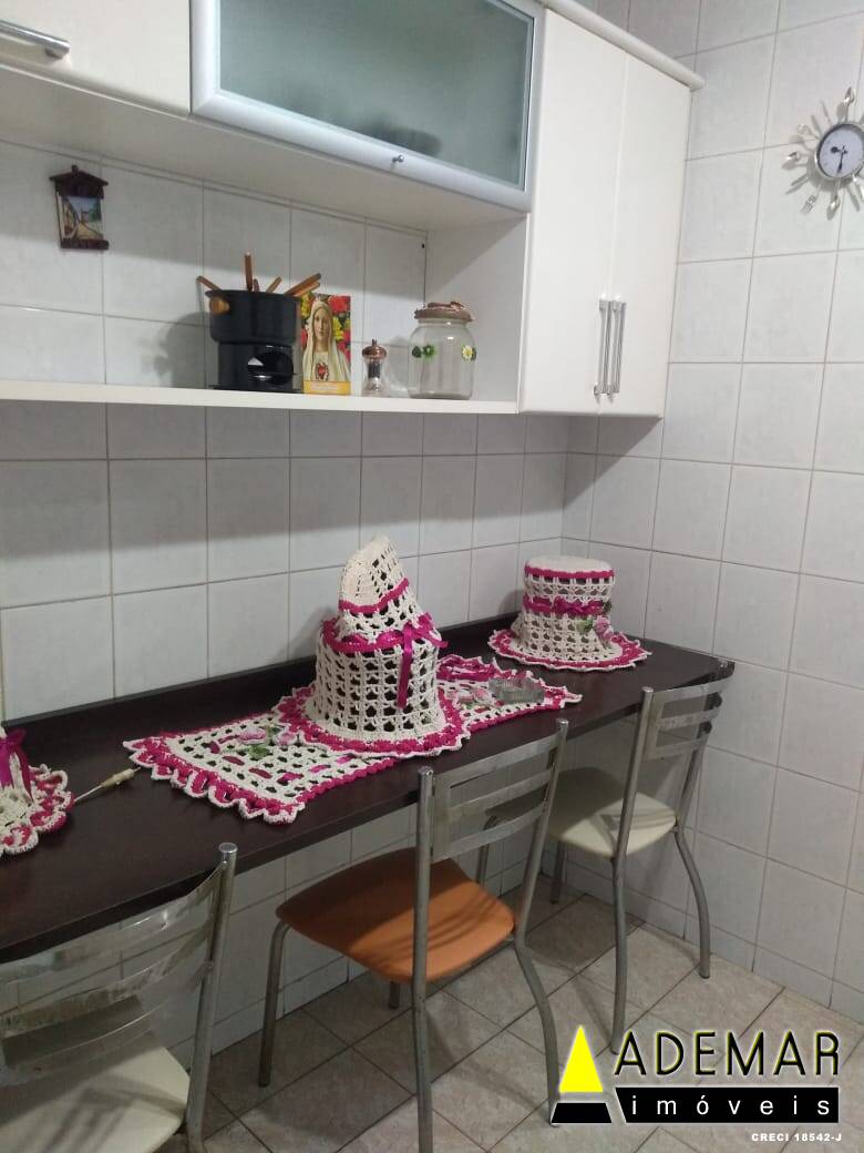 Apartamento à venda com 2 quartos, 80m² - Foto 23