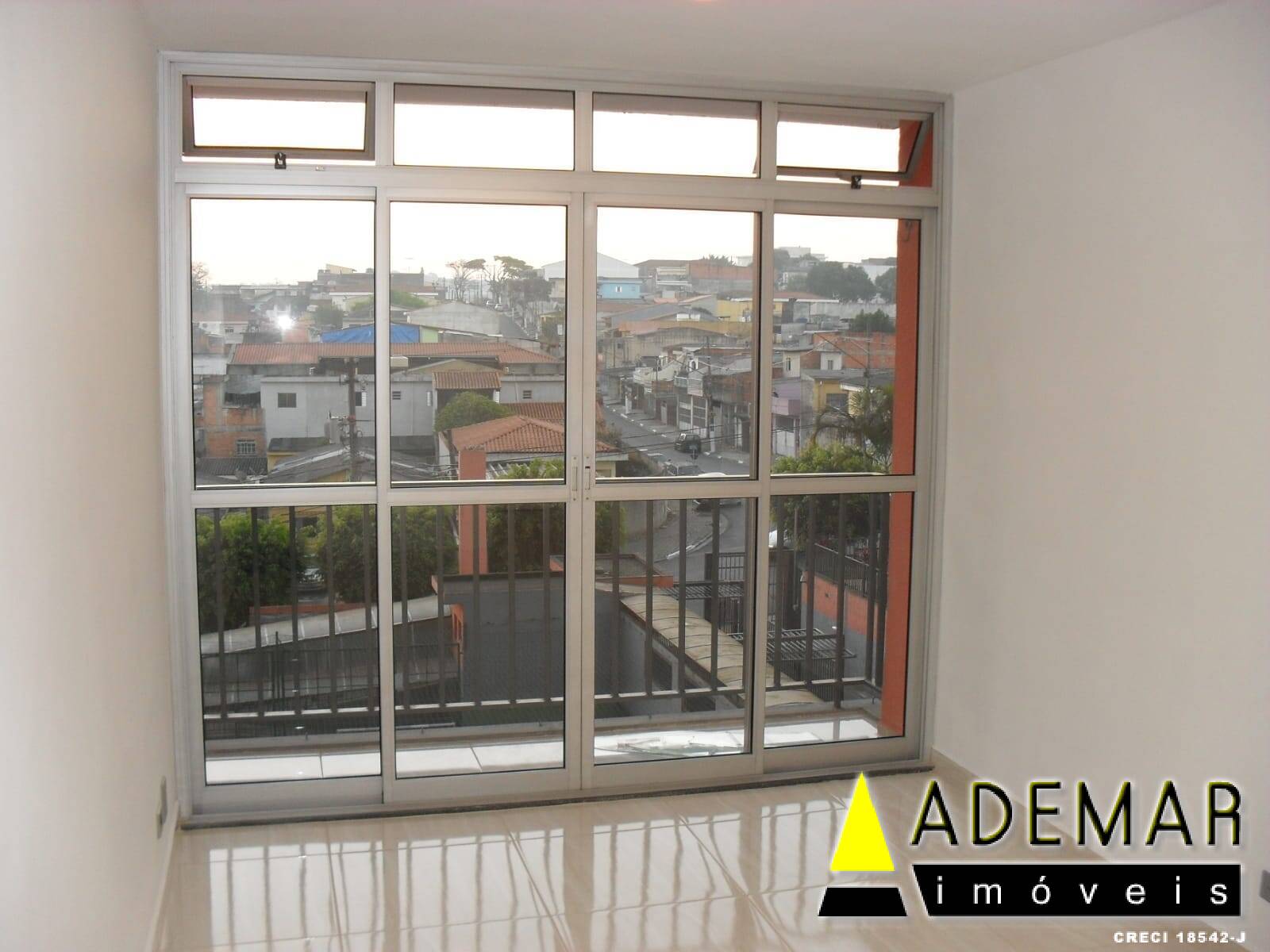 Apartamento à venda com 2 quartos, 56m² - Foto 7