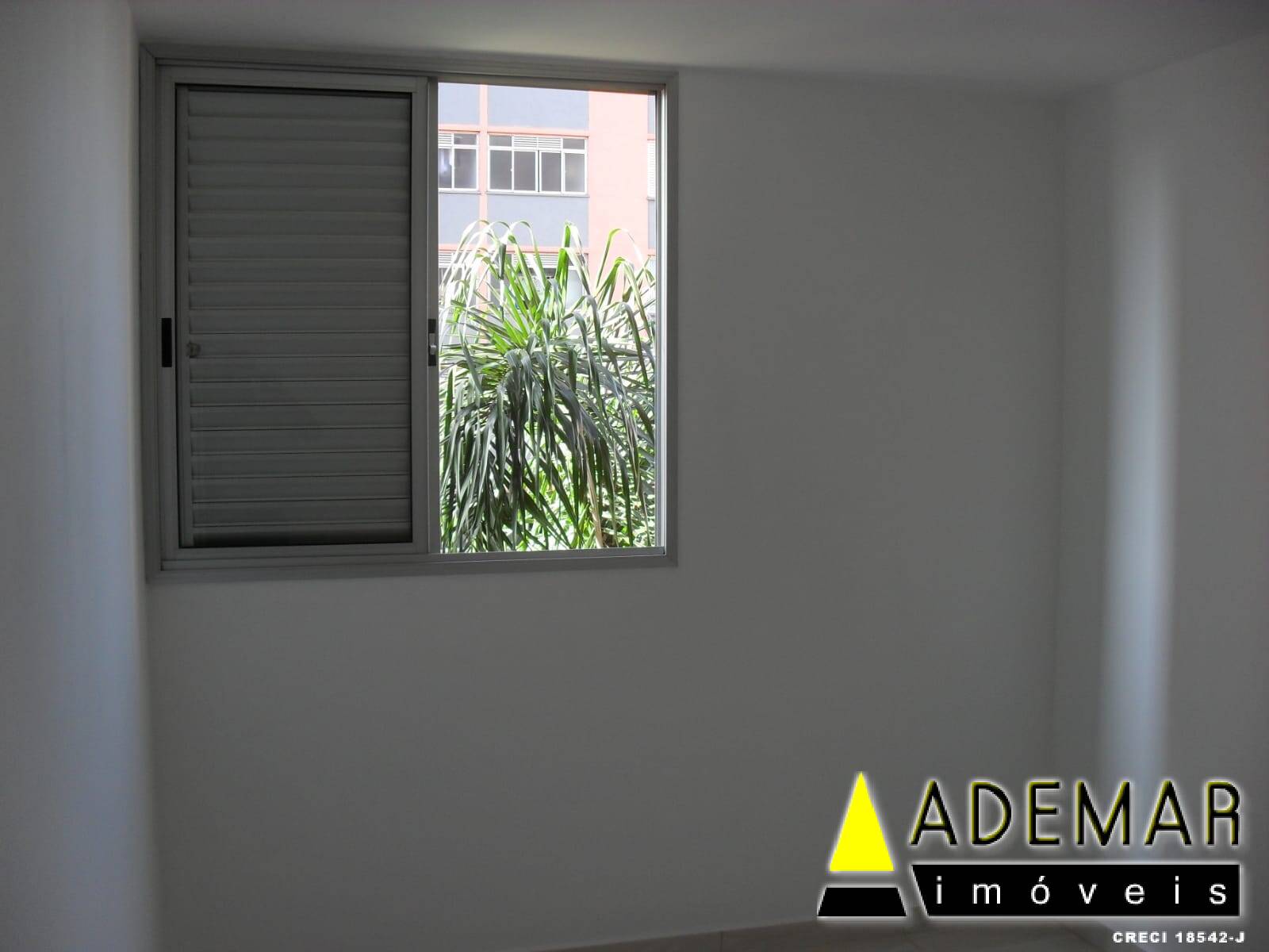 Apartamento à venda com 2 quartos, 56m² - Foto 11