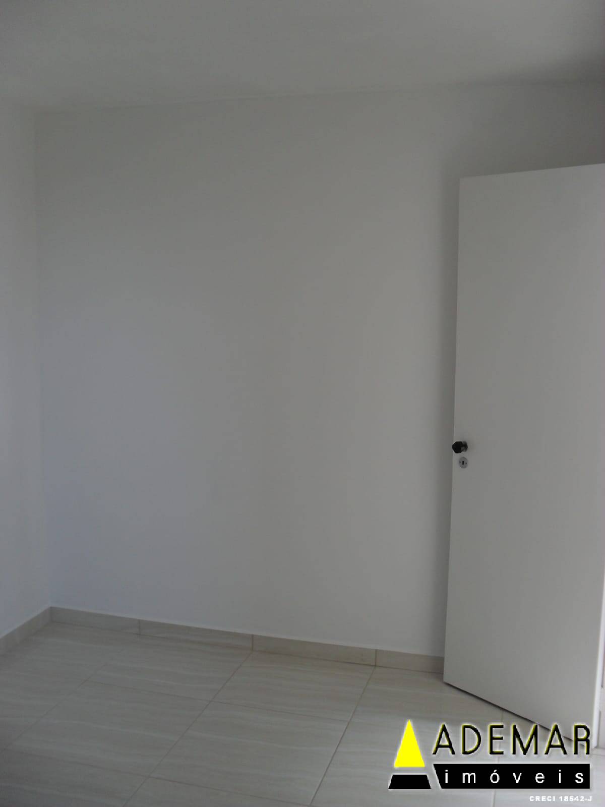 Apartamento à venda com 2 quartos, 56m² - Foto 10