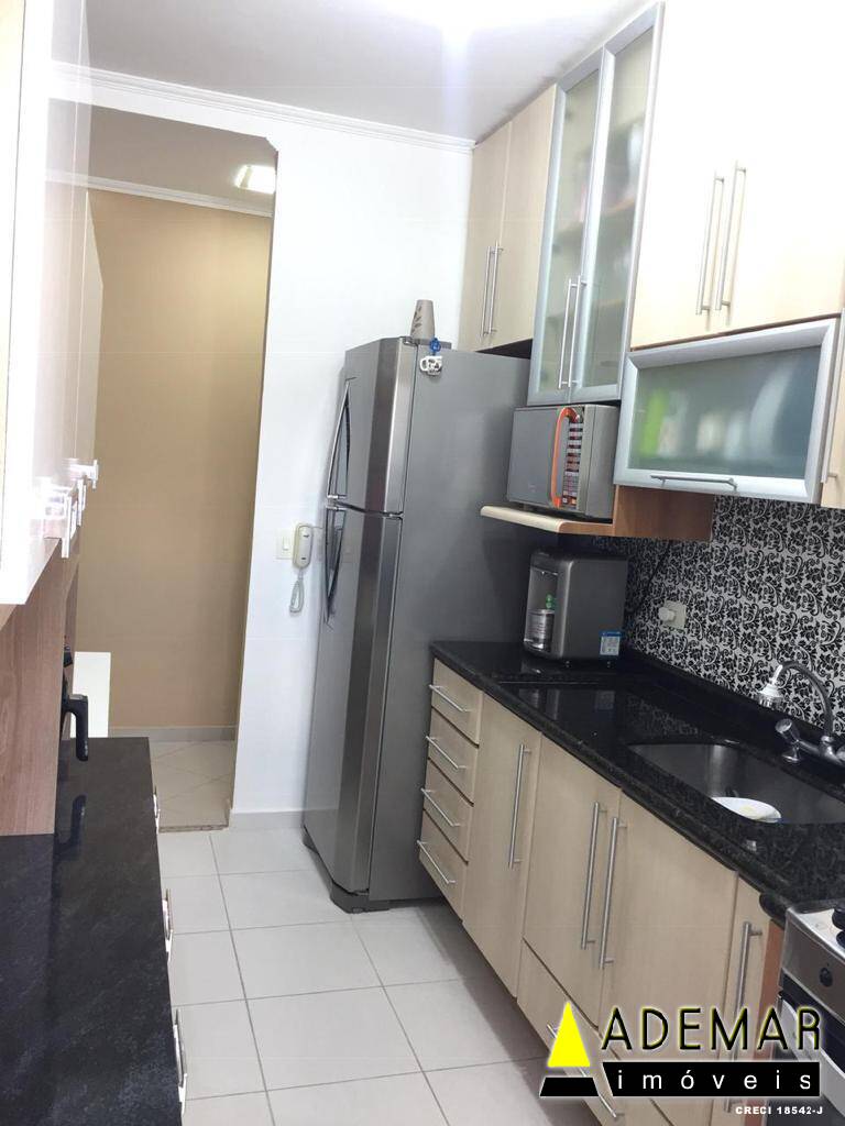 Apartamento à venda com 2 quartos, 68m² - Foto 6