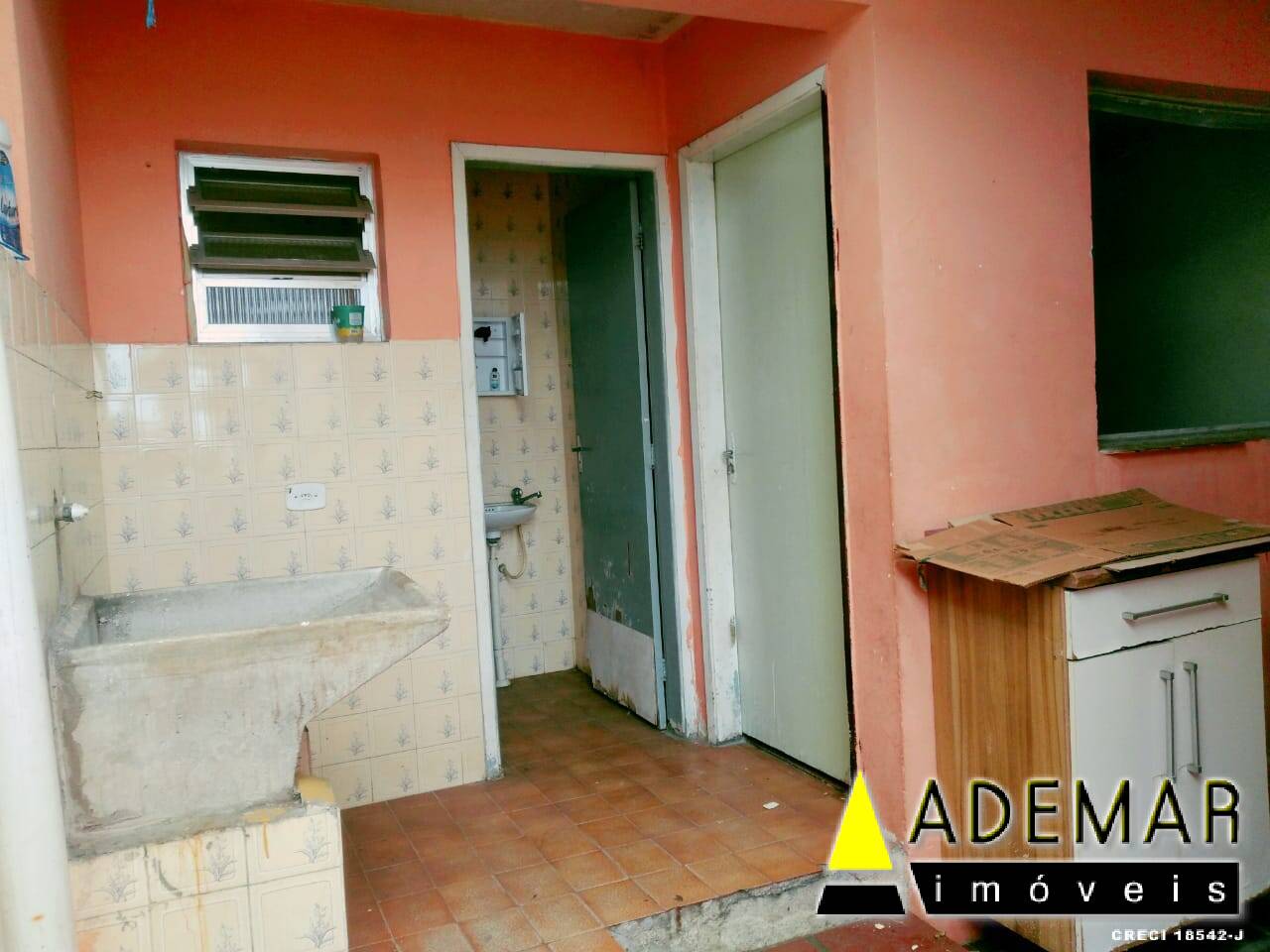 Casa à venda com 2 quartos, 125m² - Foto 13