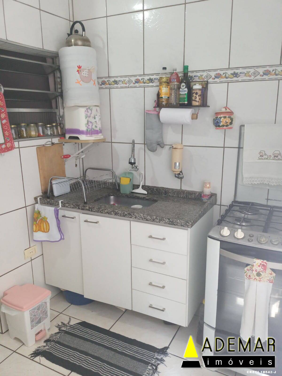 Casa à venda com 3 quartos, 50m² - Foto 13