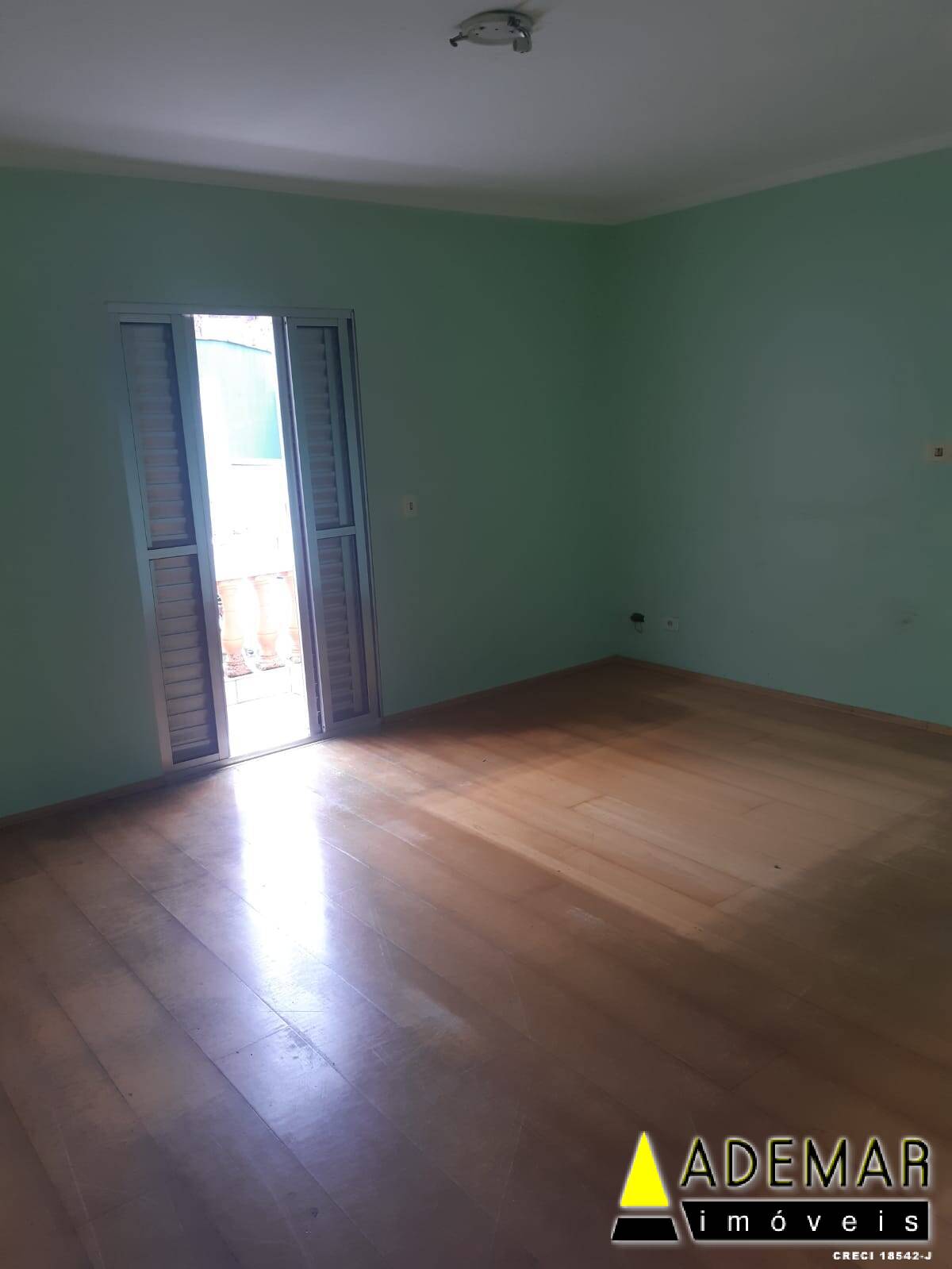 Casa à venda com 2 quartos, 130m² - Foto 14