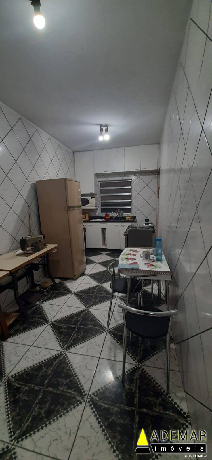 Casa à venda com 3 quartos, 300m² - Foto 11