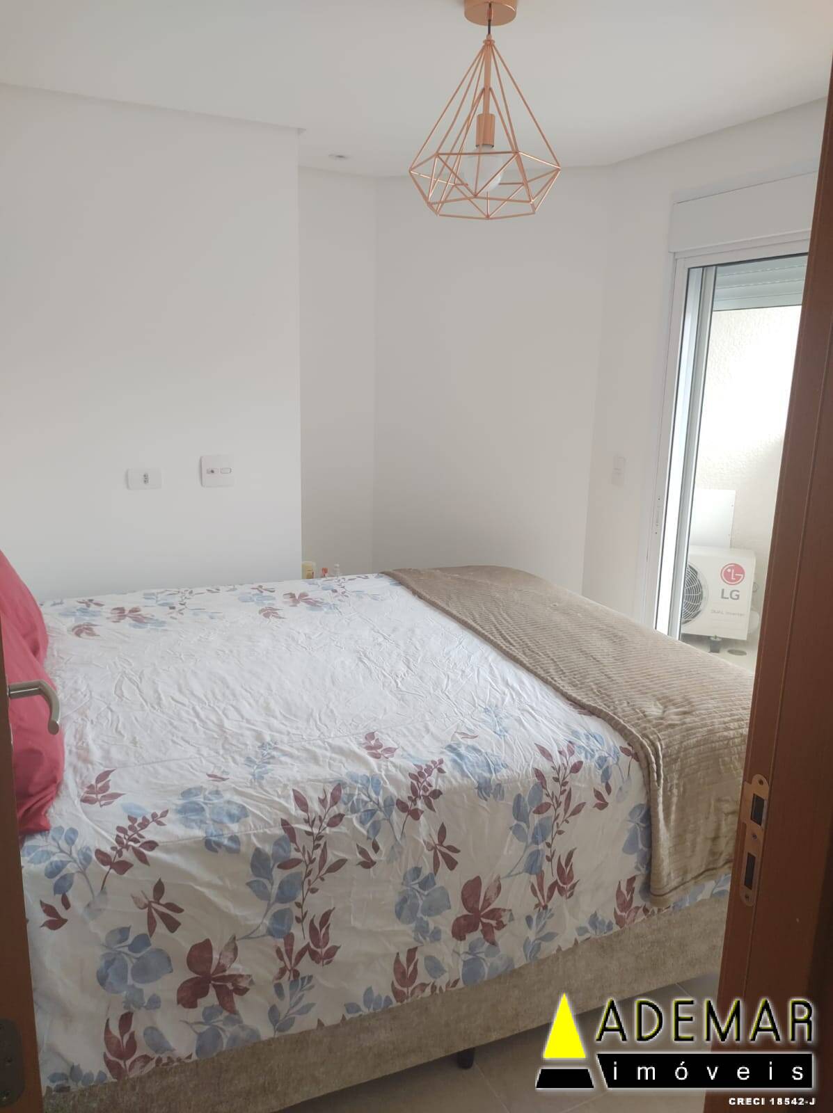 Apartamento à venda com 2 quartos, 69m² - Foto 8