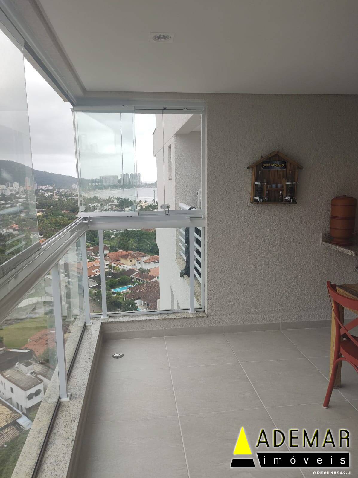 Apartamento à venda com 2 quartos, 69m² - Foto 1