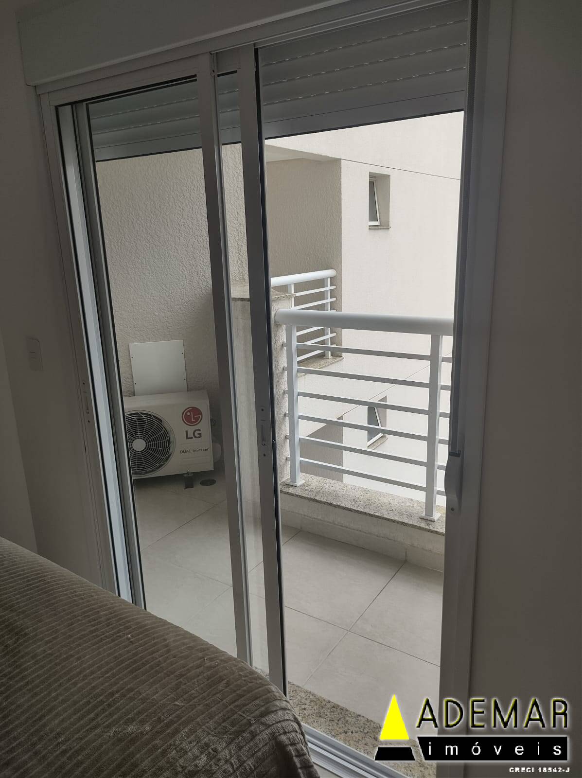 Apartamento à venda com 2 quartos, 69m² - Foto 19