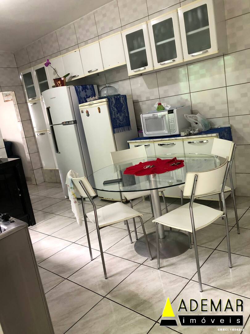 Casa à venda com 3 quartos, 154m² - Foto 17