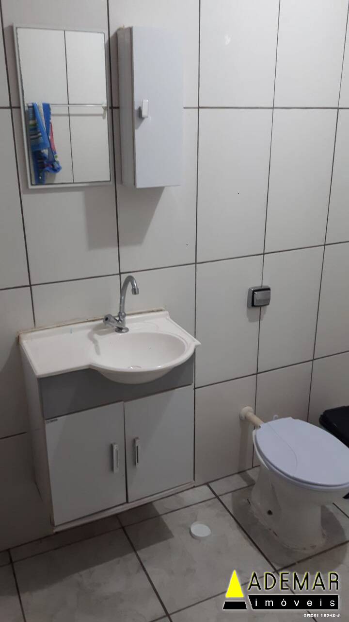 Casa à venda com 2 quartos, 50m² - Foto 18