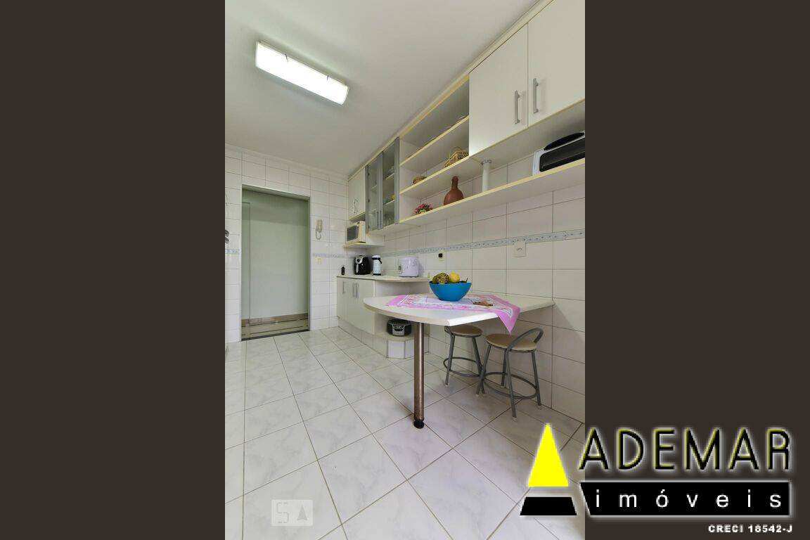 Apartamento à venda com 2 quartos, 66m² - Foto 3