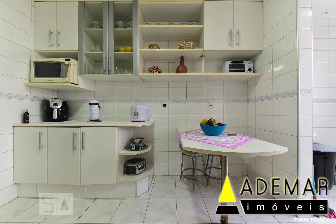 Apartamento à venda com 2 quartos, 66m² - Foto 12