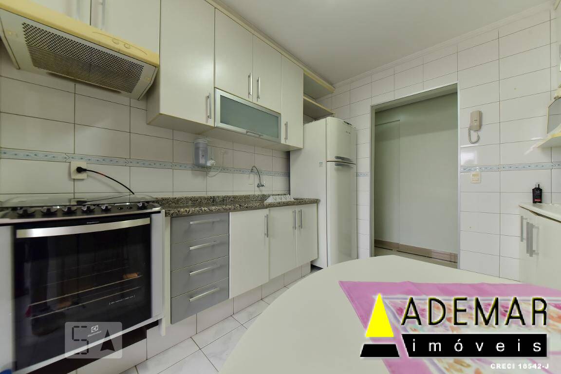 Apartamento à venda com 2 quartos, 66m² - Foto 15