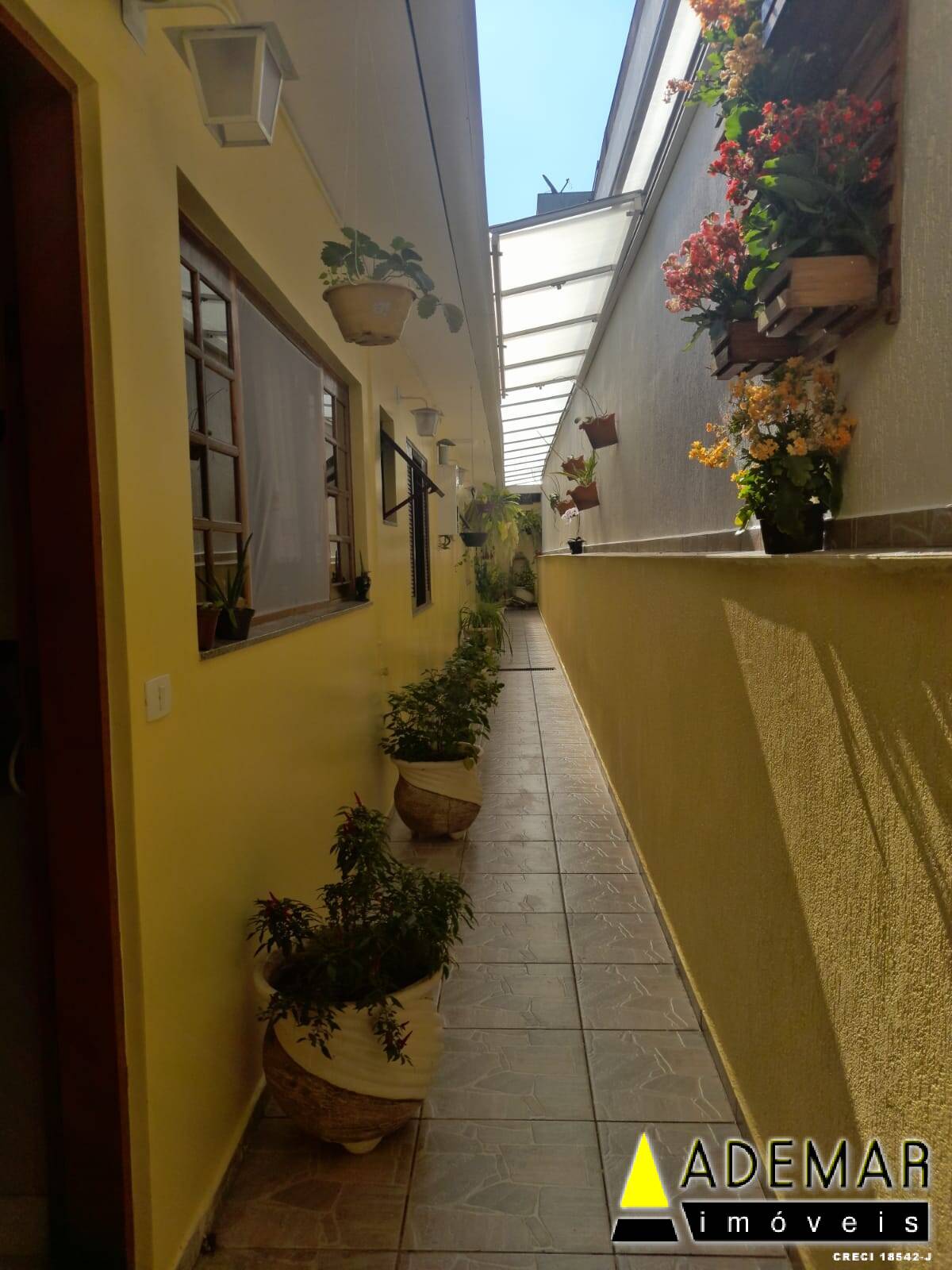 Casa à venda com 3 quartos, 200m² - Foto 21