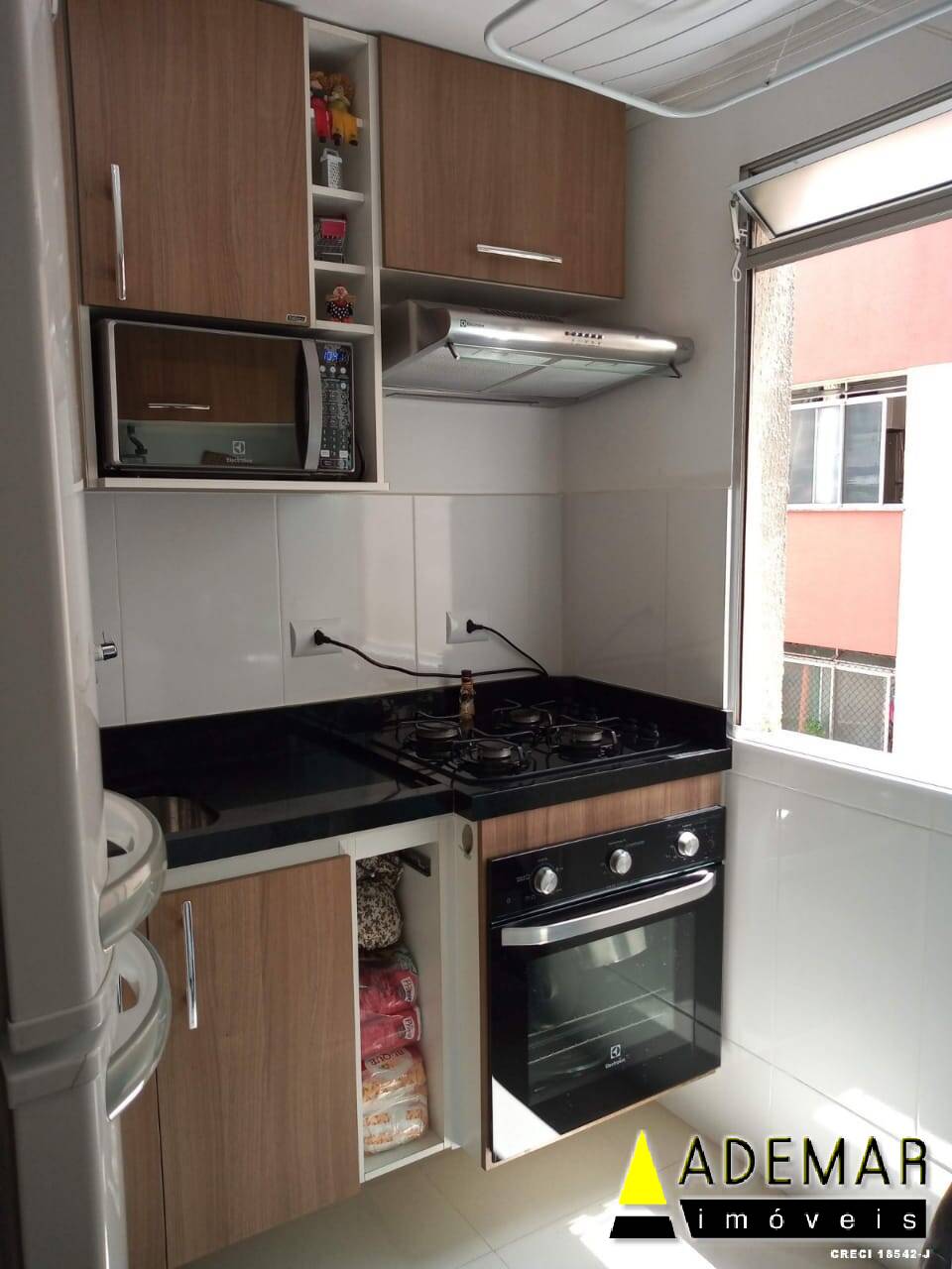 Apartamento à venda com 2 quartos, 45m² - Foto 4