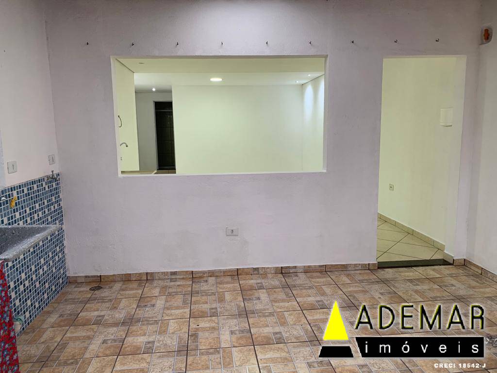 Casa à venda com 2 quartos, 125m² - Foto 5