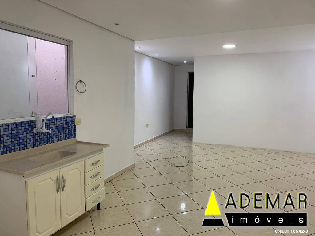 Casa à venda com 2 quartos, 125m² - Foto 12