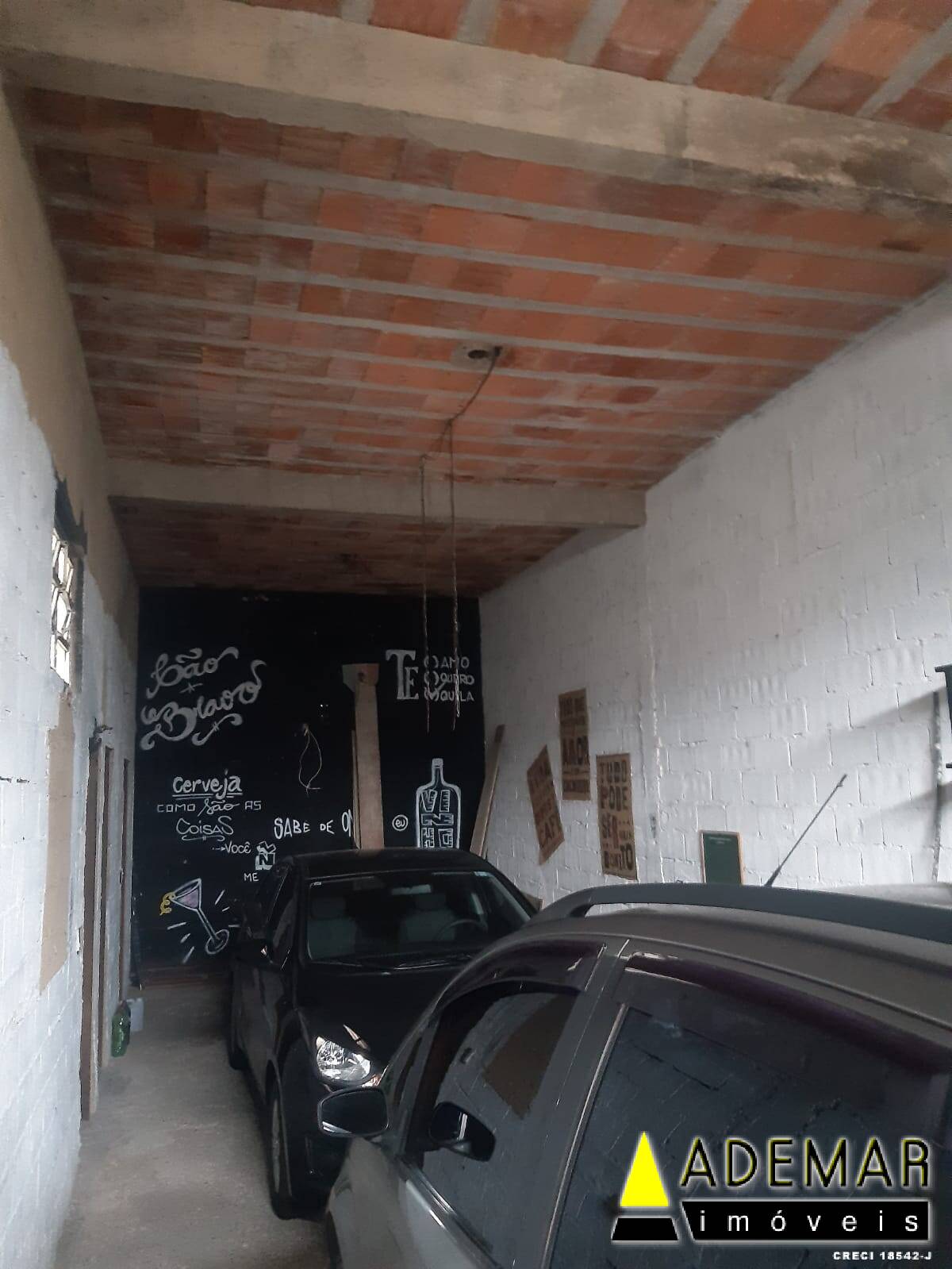 Casa à venda com 4 quartos, 450m² - Foto 2