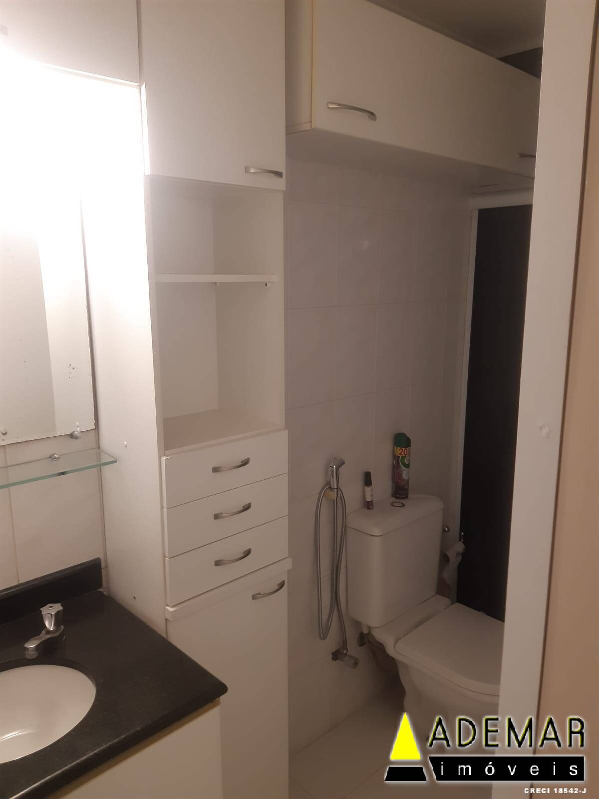 Apartamento à venda com 3 quartos, 67m² - Foto 4