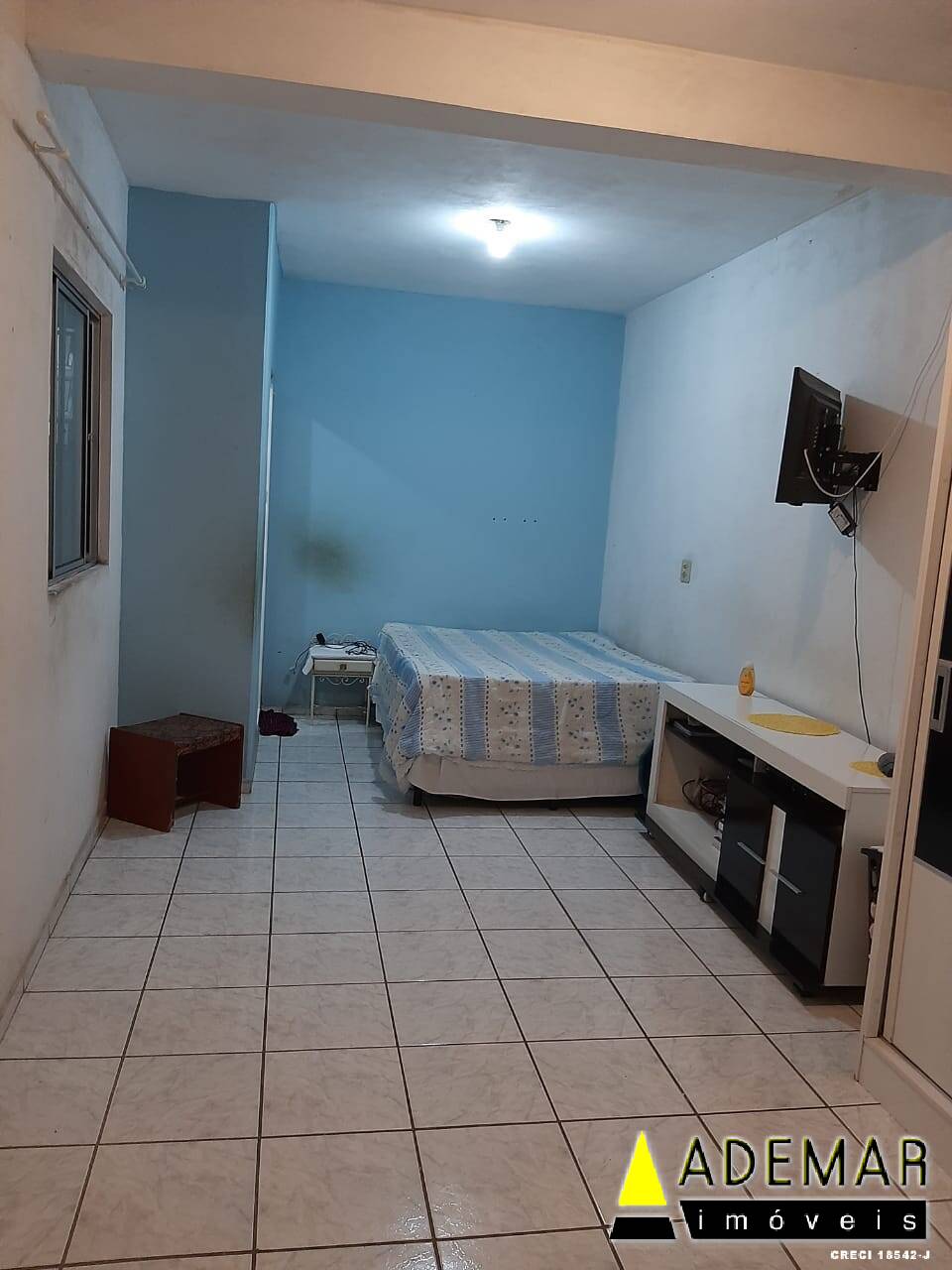 Casa à venda com 2 quartos, 70m² - Foto 5