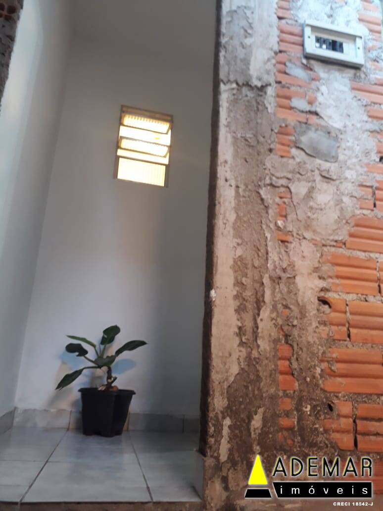 Casa à venda com 2 quartos, 50m² - Foto 11