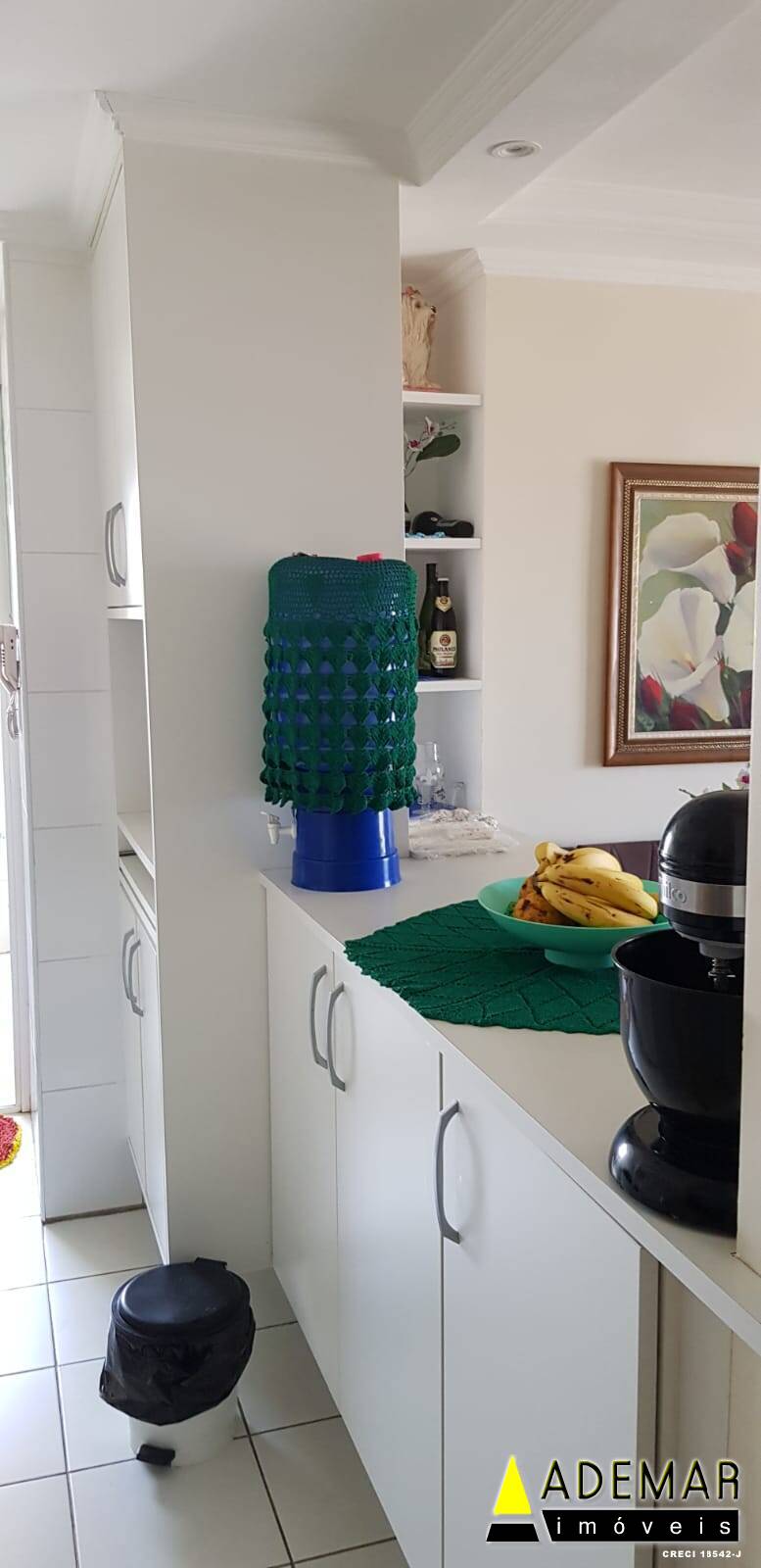 Apartamento à venda com 3 quartos, 69m² - Foto 2