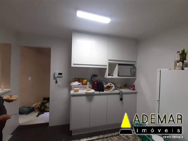 Casa à venda com 2 quartos, 125m² - Foto 16