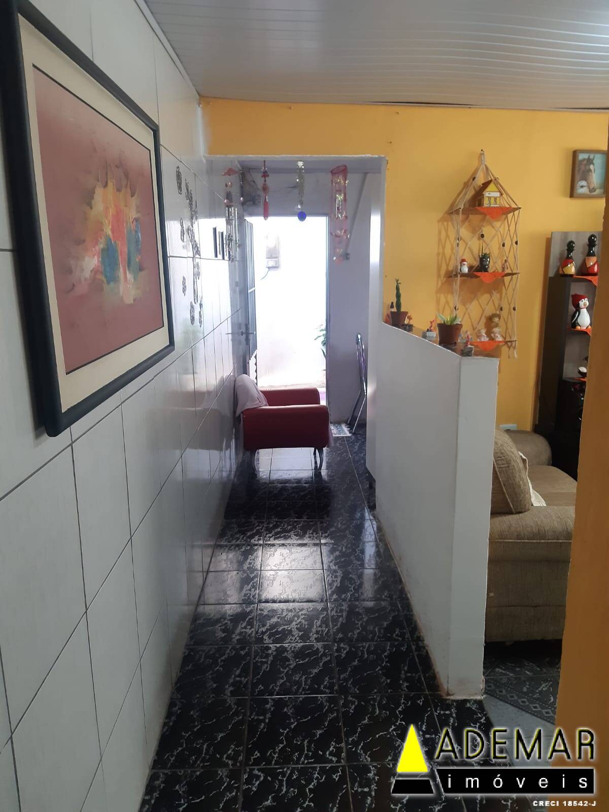 Casa à venda com 1 quarto, 80m² - Foto 3