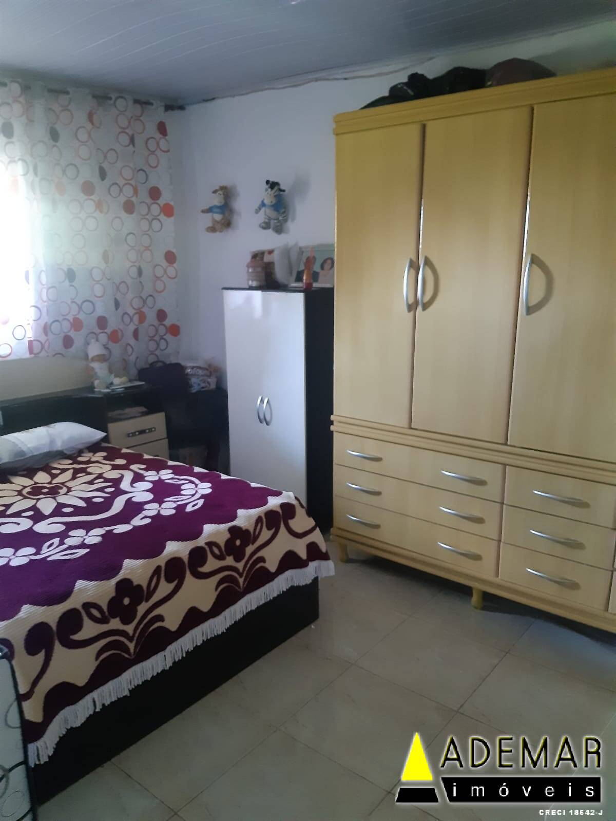 Casa à venda com 1 quarto, 80m² - Foto 4