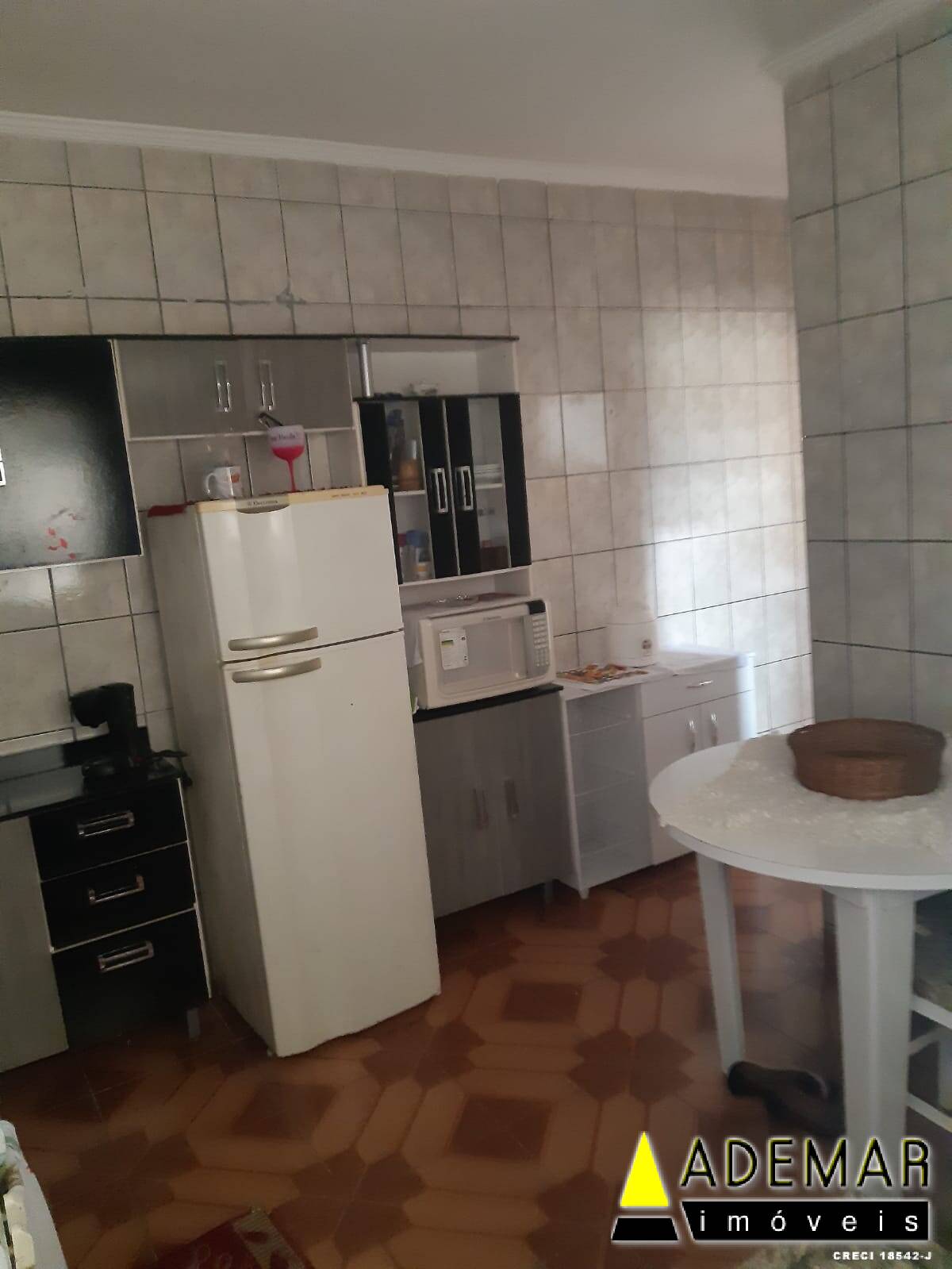 Casa à venda com 4 quartos, 150m² - Foto 5